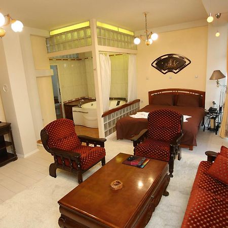 Hotel Xhema Priştine Dış mekan fotoğraf