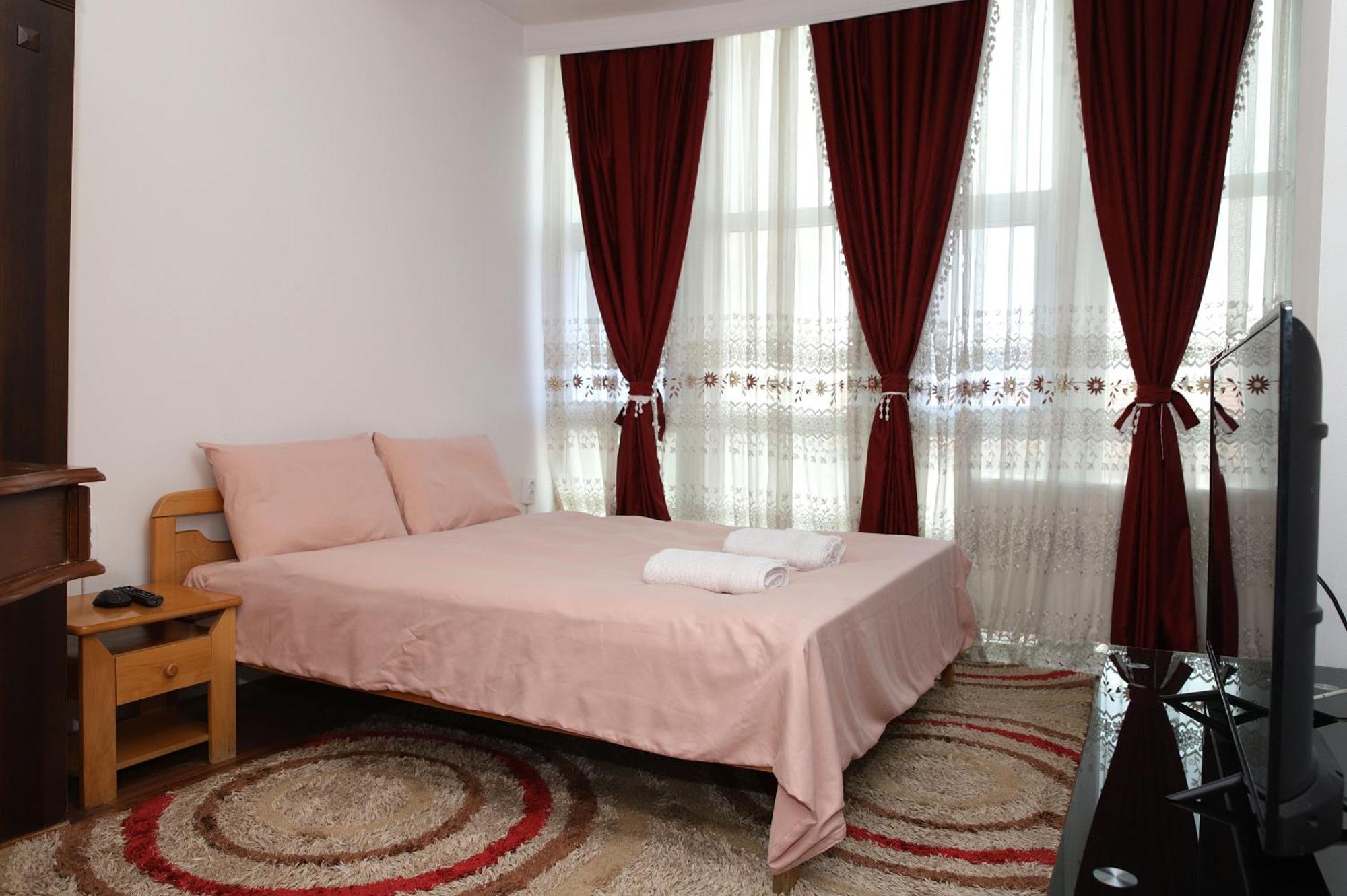 Hotel Xhema Priştine Dış mekan fotoğraf